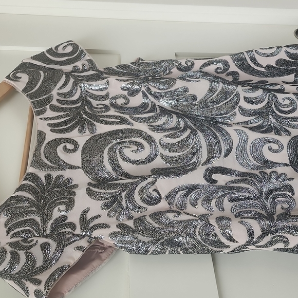 Adriana Papell Sequin Cocktail Dress - Picture 6 of 6